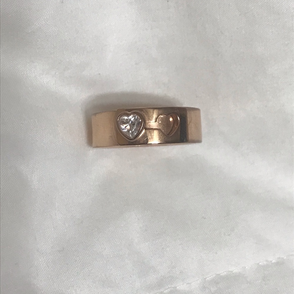 MICHAEL KORS Modern Brilliance Crystal Heart Ring